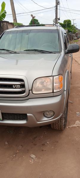 Toyota Sequoia • 2007 • 23,000 km 3