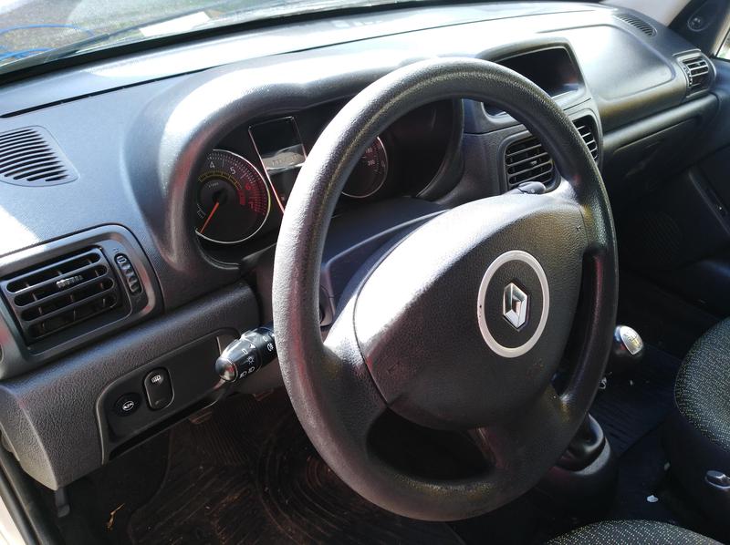 Renault Clio • 2014 • 133,000 km 7