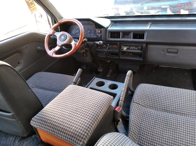 Mitsubishi L300 • 1989 • 294,338 km 7