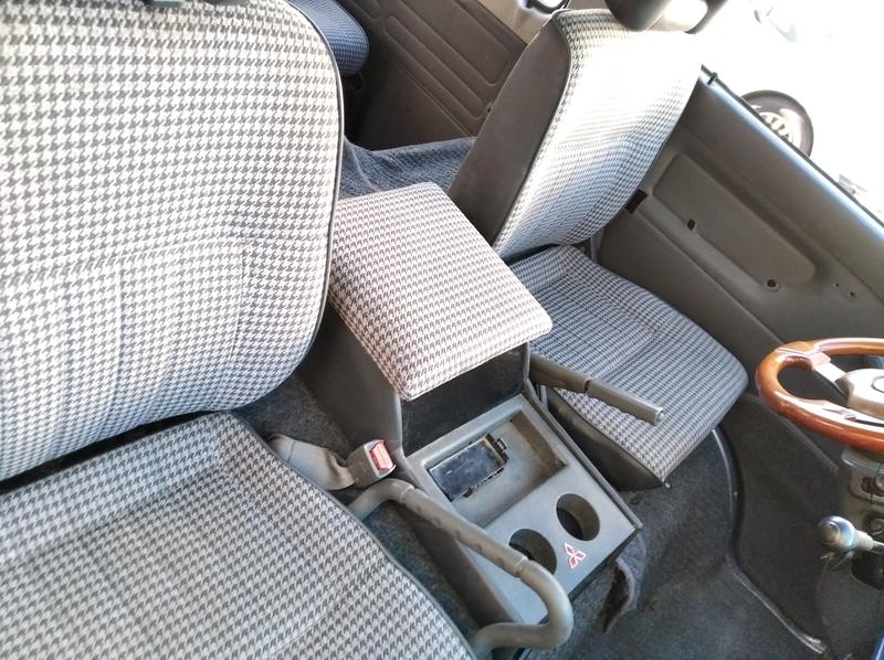 Mitsubishi L300 • 1989 • 294,338 km 4