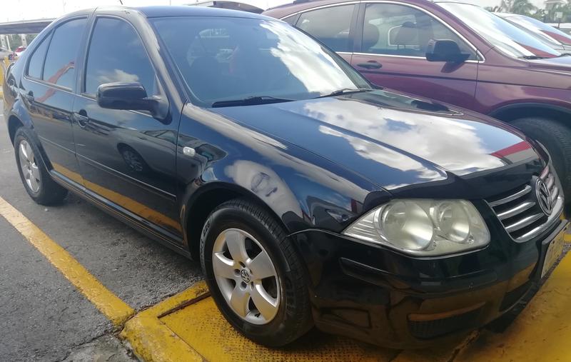 Volkswagen Jetta • 2008 • 129,000 km 4