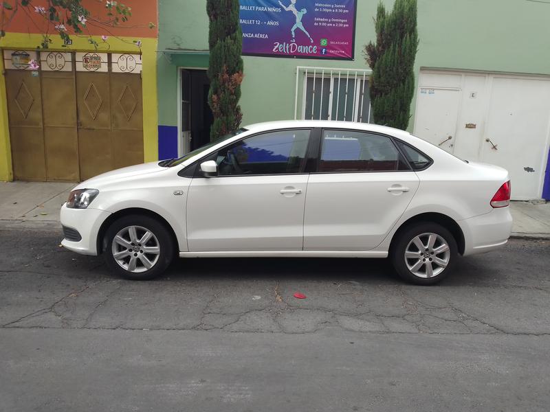 Volkswagen Vento • 2014 • 69,400 km 3