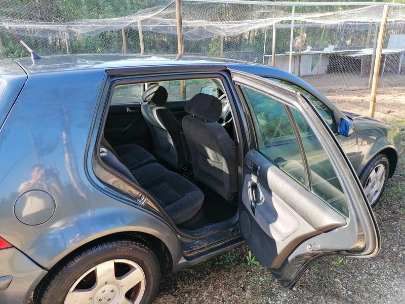 Volkswagen Golf • 1999 • 200,000 km 10