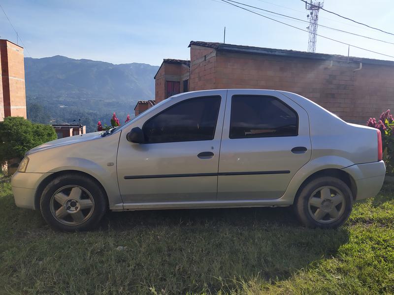 Renault Logan • 2010 • 155,000 km 5