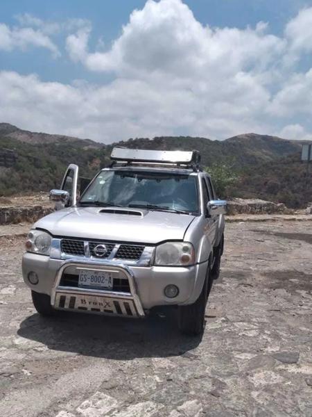 Nissan  • 2012 • 89,500 km 8