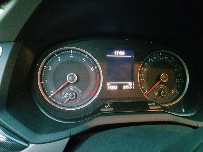 Volkswagen Gol • 2018 • 14,900 km 5