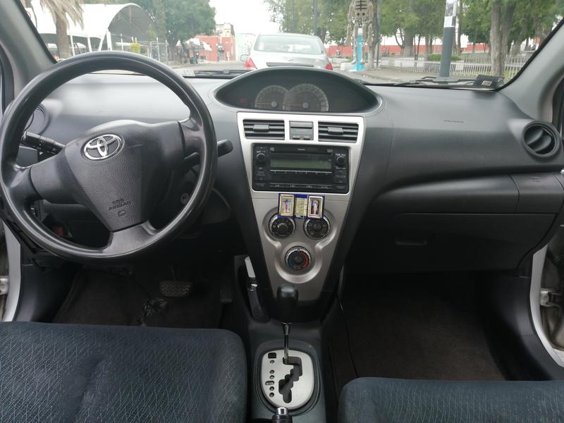 Toyota  • 2008 • 264,000 km 2