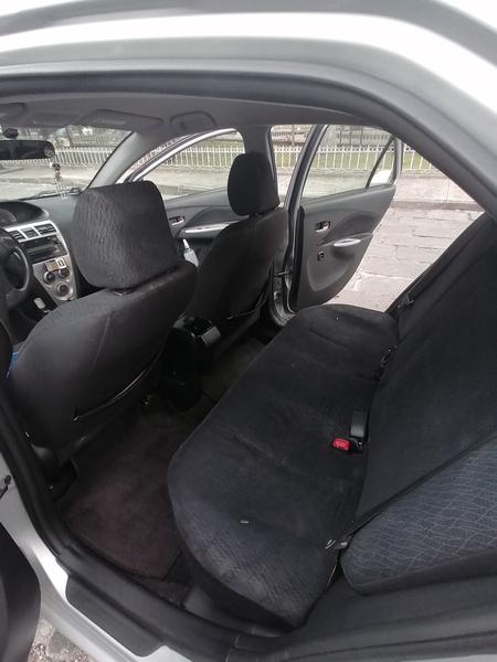 Toyota  • 2008 • 264,000 km 11