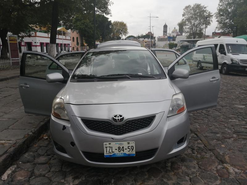 Toyota  • 2008 • 264,000 km 8