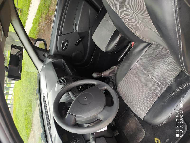 Renault Logan • 2012 • 175,000 km 4