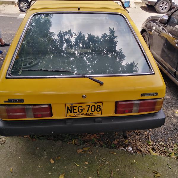 Mazda 323 • 1984 • 98,000 km 1