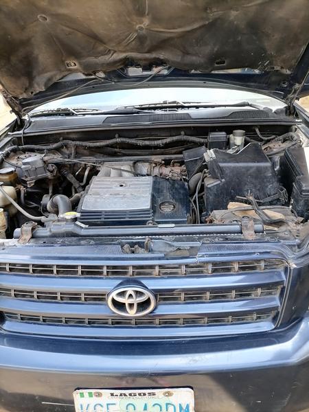 Toyota Highlander • 2002 • 141,654 km 5