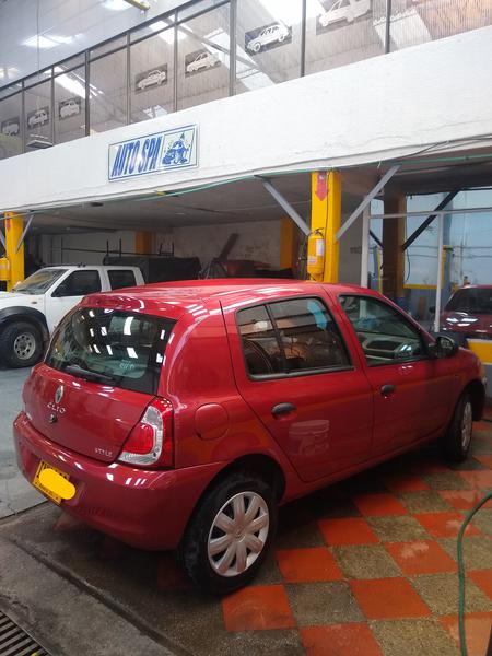 Renault Clio • 2016 • 30,000 km 2