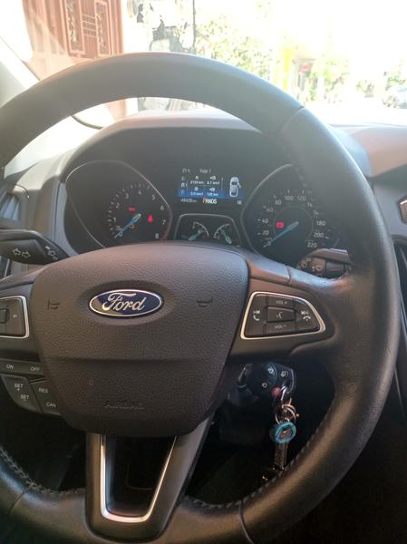 Ford Focus • 2016 • 49,000 km 10