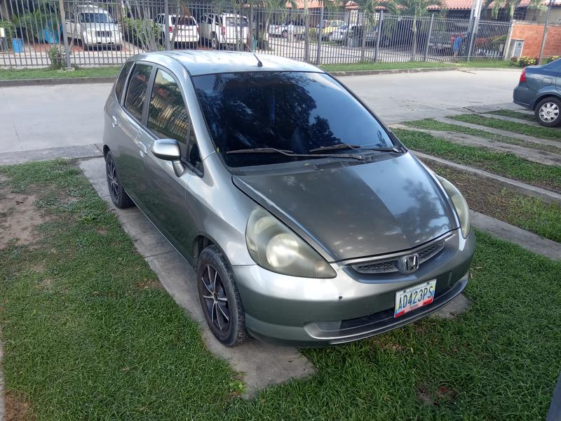 Honda Jazz • 2005 • 290 km 3