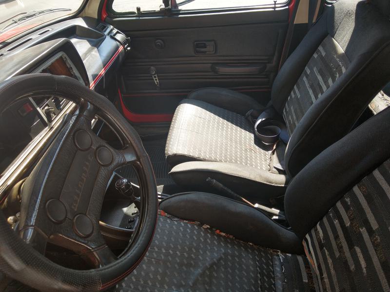 Volkswagen Jetta • 1985 • 207,000 km 3