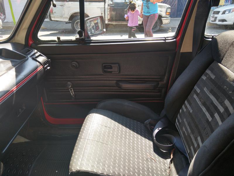 Volkswagen Jetta • 1985 • 207,000 km 13