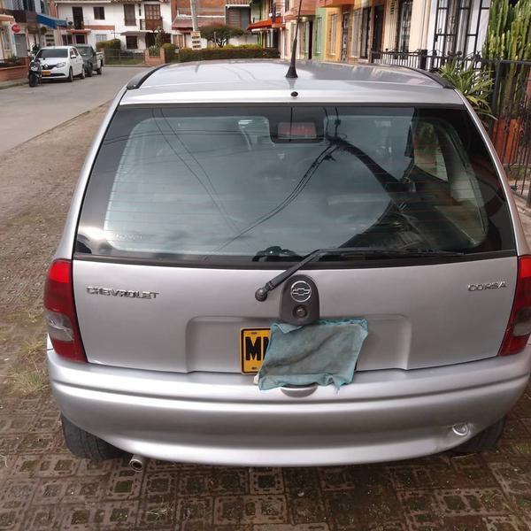 Chevrolet Corsa • 1999 • 275,000 km 2