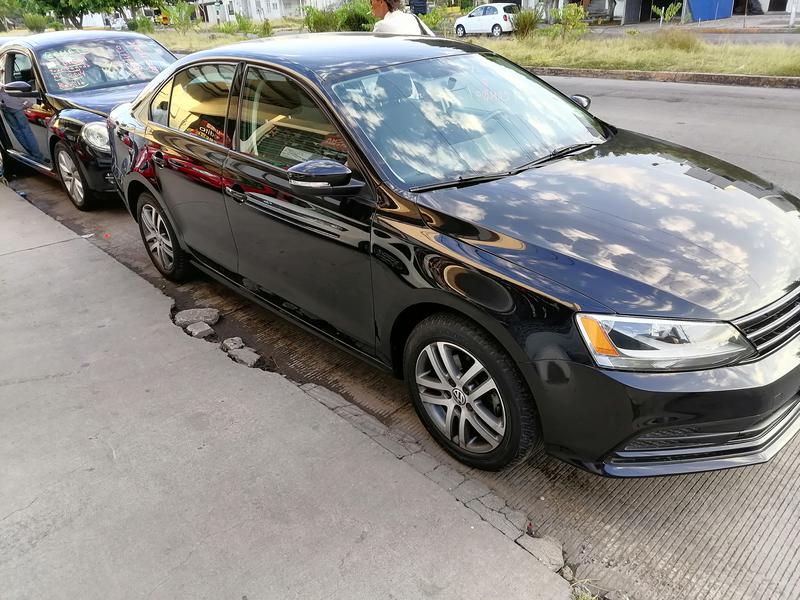Seat Exeo • 2011 • 82,000 km 9
