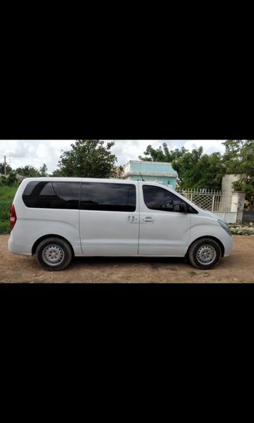 Hyundai H1 • 2014 • 2 km 2