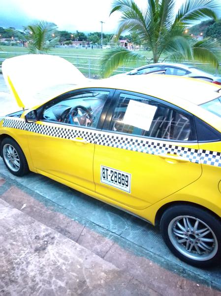 Hyundai Accent • 2014 • 250,000 km 6