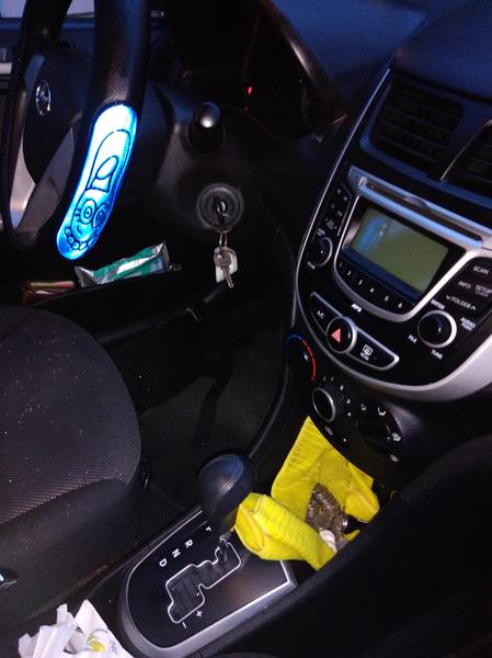 Hyundai Accent • 2014 • 250,000 km 3