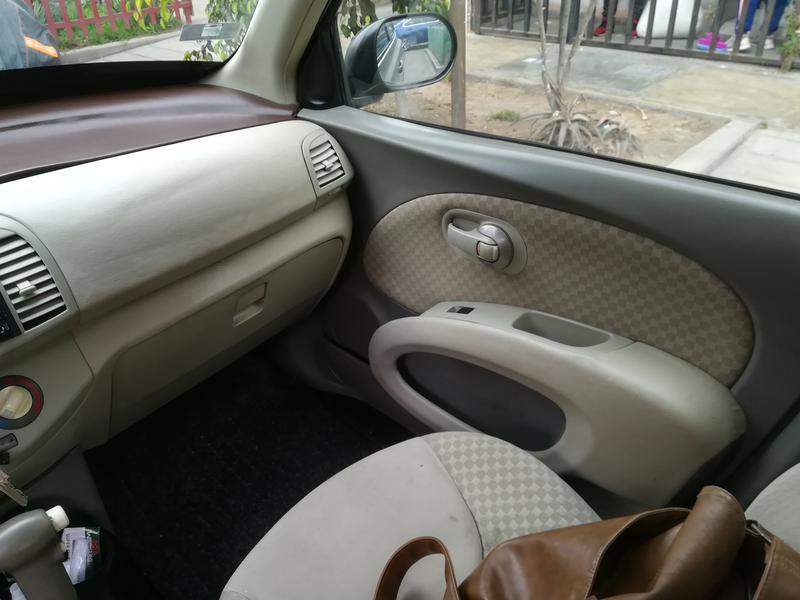 Nissan March • 2008 • 170,000 km 9