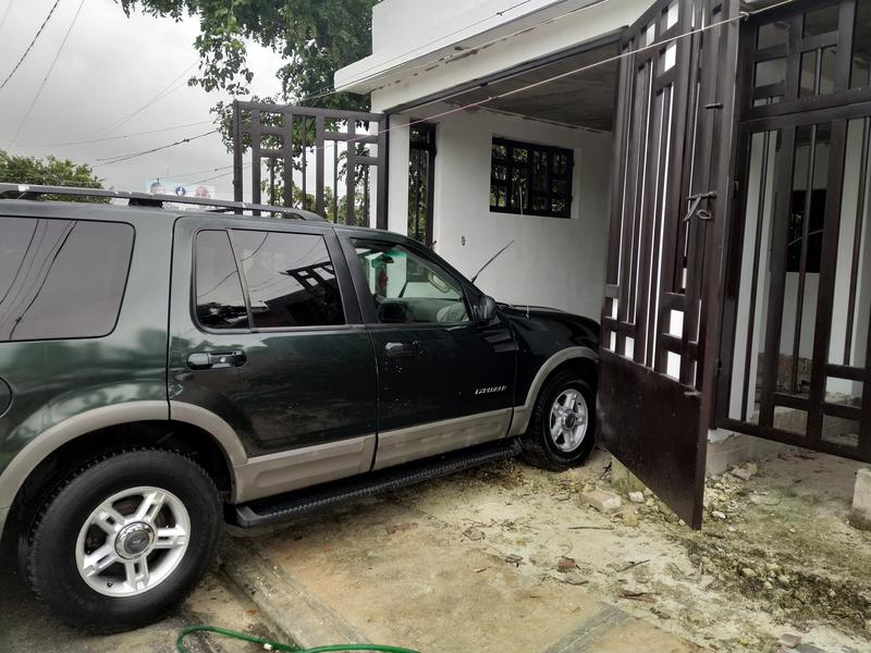 Ford Explorer • 2002 • 120,656 km 5