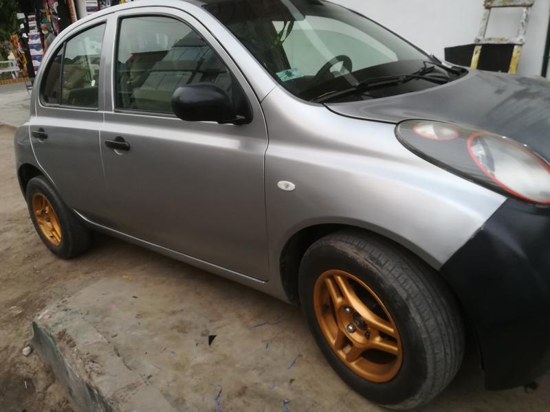 Nissan March • 2008 • 170,000 km 1