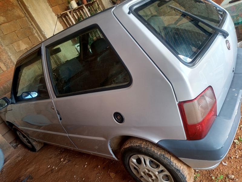 Fiat Uno • 2009 • 120 km 1