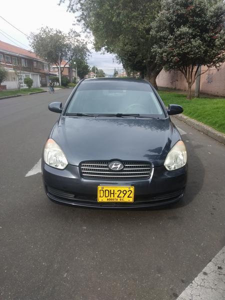 Hyundai Accent • 2009 • 110,000 km 2
