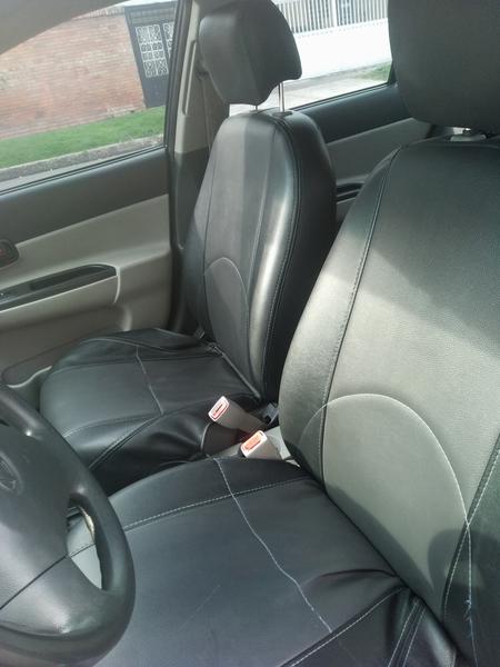 Hyundai Accent • 2009 • 110,000 km 7