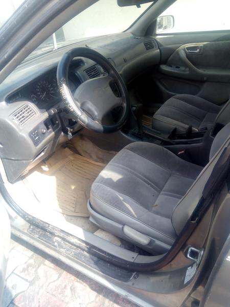 Toyota Camry • 1999 • 2,230 km 3
