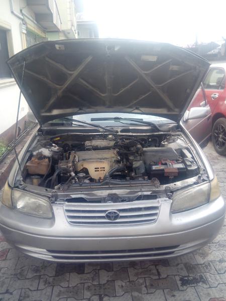 Toyota Camry • 1999 • 2,230 km 6