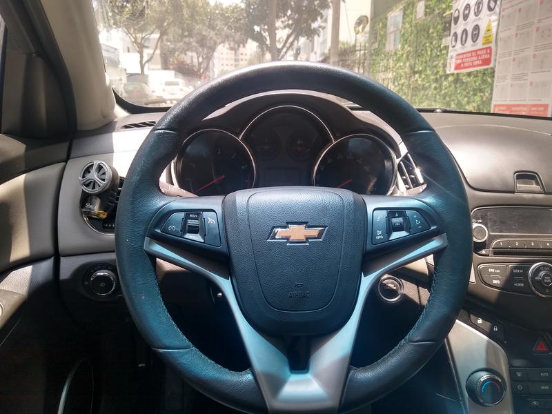 Chevrolet Cruze HB • 2013 • 14,500 km 9
