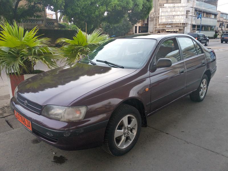 Toyota 4 Runner Limited • 2002 • 250,000 km 6