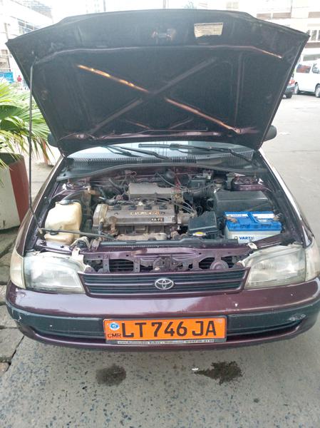 Toyota 4 Runner Limited • 2002 • 250,000 km 3