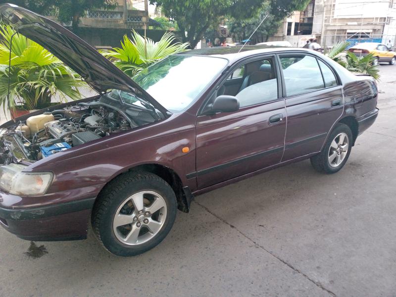 Toyota 4 Runner Limited • 2002 • 250,000 km 5