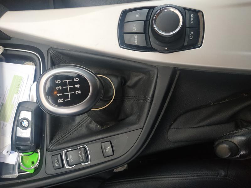 BMW Rad 3 Touring • 2015 • 180,000 km 3