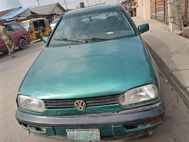 Volkswagen Golf • 2000 • 2,000 km 4