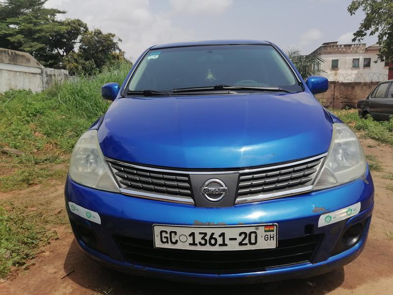 Nissan Versa • 2009 • 43,100 km 2