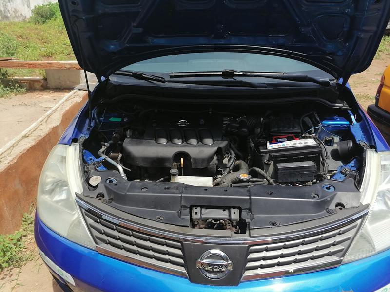 Nissan Versa • 2009 • 43,100 km 4