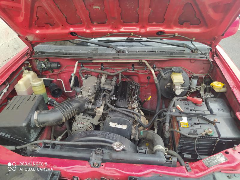 Chevrolet Luv • 2011 • 257,000 km 8