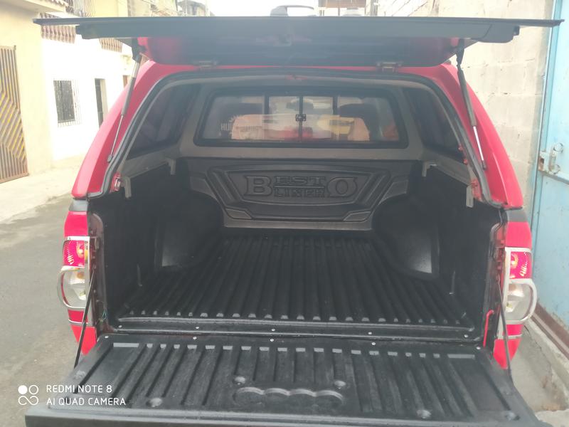 Chevrolet Luv • 2011 • 257,000 km 3