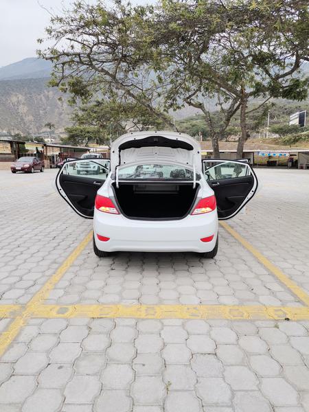 Hyundai Accent • 2018 • 37,000 km 2