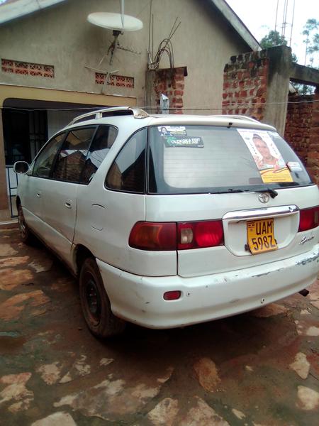 Toyota 4 Runner Limited • 1998 • 270,000 km 3