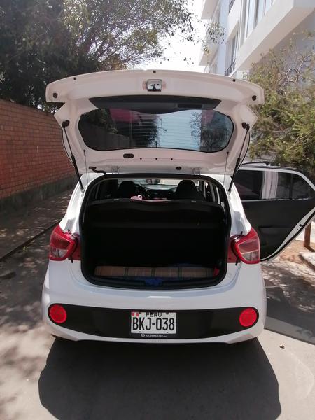 Hyundai i10 • 2018 • 15,000 km 3