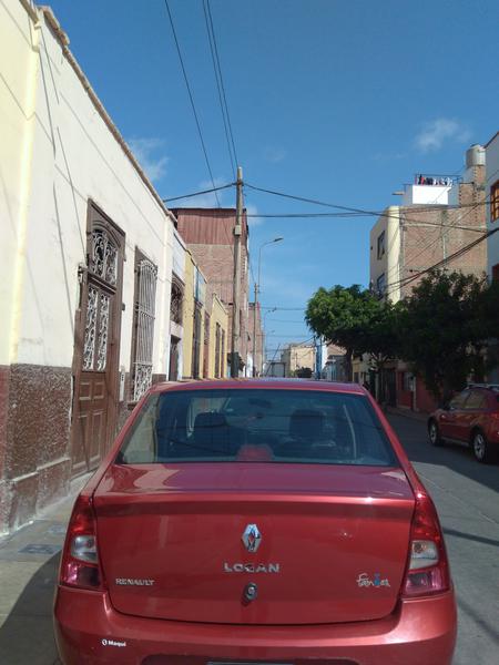 Renault Logan • 2015 • 75,000 km 2