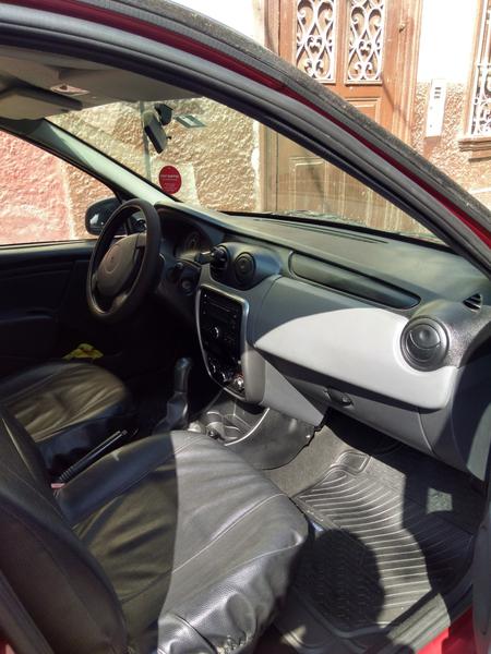 Renault Logan • 2015 • 75,000 km 3