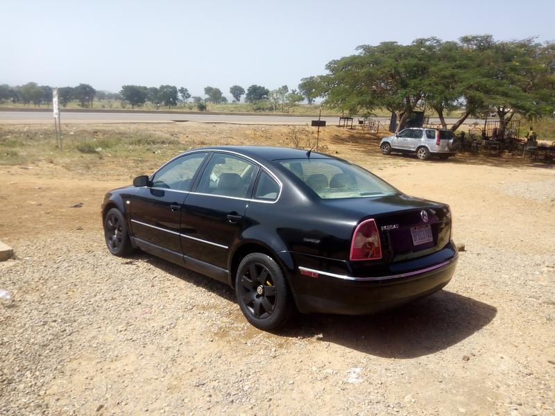 Volkswagen  • 2004 • 50 km 3